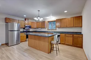 2615 Schabacker Ct, Menomonie, WI 54751 - Photo 12