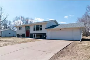 932 Yorkshire Ave, Rice Lake, WI 54868 - Photo 4