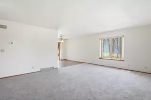 2082 Asplund Rd, New Richmond, WI 54017 - Photo 4