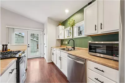 719 Monroe Street, Hudson, WI 54016 - Photo 18