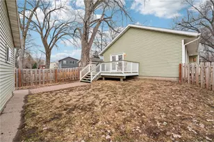 719 Monroe St, Hudson, WI 54016 - Photo 34