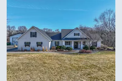 877 Yellowstone Trail, Hudson, WI 54016 - Photo 8