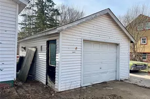 504 Phipps Ave, Rice Lake, WI 54868 - Photo 8