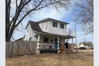 504 Phipps Avenue, Rice Lake, WI 54868 - Photo 2