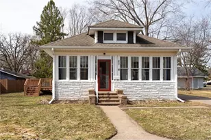 109 S Dallas St, River Falls, WI 54022 - Photo 4