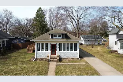 109 S Dallas Street, River Falls, WI 54022 - Photo 2