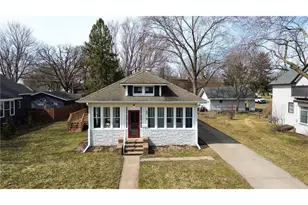 109 S Dallas St, River Falls, WI 54022 - Photo 2
