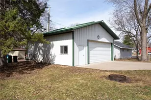 109 S Dallas St, River Falls, WI 54022 - Photo 24