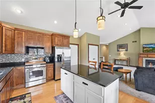 1771 Kimberly Cir, River Falls, WI 54022 - Photo 12