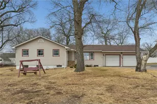 706 Summit St, Osceola, WI 54020 - Photo 2
