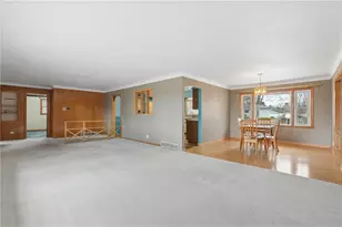 706 Summit St, Osceola, WI 54020 - Photo 8