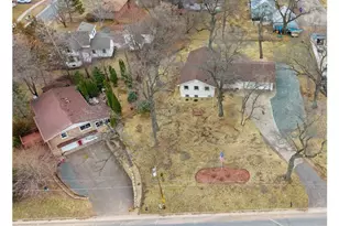 706 Summit St, Osceola, WI 54020 - Photo 24