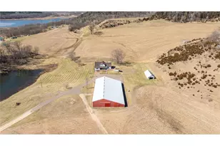 S2901 Semling Ln, Fountain City, WI 54629 - Photo 94