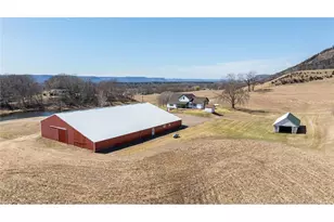 S2901 Semling Ln, Fountain City, WI 54629 - Photo 86