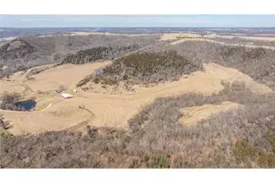 S2901 Semling Ln, Fountain City, WI 54629 - Photo 4