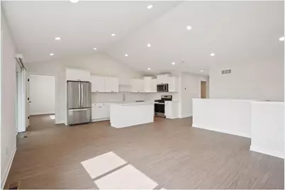 601 S Division Street, Warren Township, WI 54023 - Photo 10