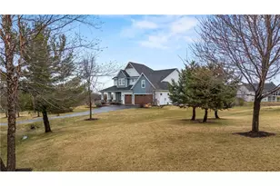 710 Crest Curve, Hudson, WI 54016 - Photo 2