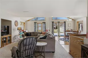 411 21st St, Menomonie, WI 54751 - Photo 4