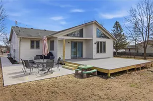 411 21st St, Menomonie, WI 54751 - Photo 34