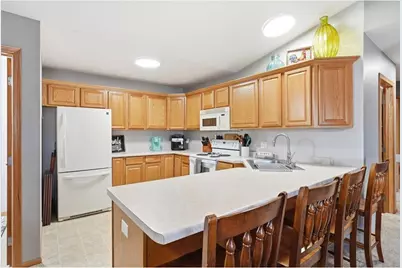 1137 Hidden Lane, New Richmond, WI 54017 - Photo 6