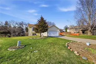 15564 Columbary Ct, Rosemount, MN 55068 - Photo 2