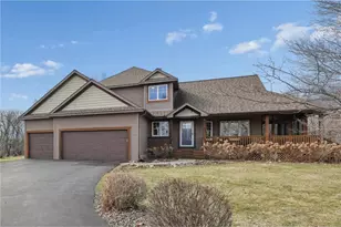 143 Heritage Trail, Houlton, WI 54082 - Photo 4