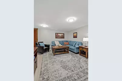 993 Hyacinth Avenue, Saint Paul, MN 55106 - Photo 34