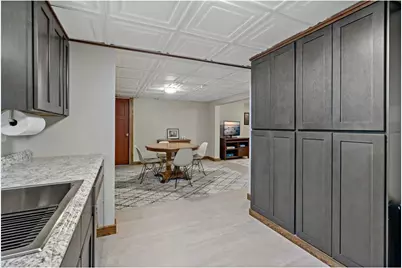 993 Hyacinth Avenue, Saint Paul, MN 55106 - Photo 42