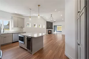 1060 Legend Ln, River Falls, WI 54022 - Photo 1