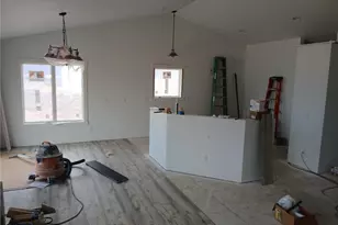 918 Co Rd T, Hammond Township, WI 54015 - Photo 4