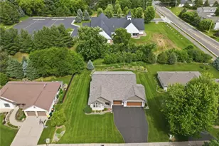 704 Spruce Dr, Hudson, WI 54016 - Photo 42