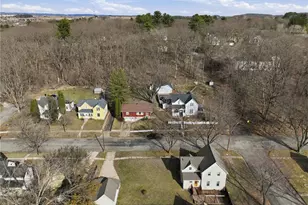 921 11th St, Menomonie, WI 54751 - Photo 6