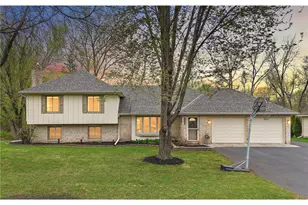4589 Saddlewood Dr, Minnetonka, MN 55345 - Photo 2