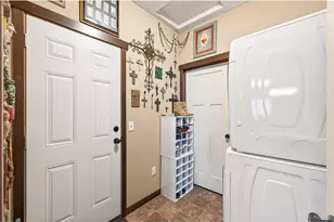 9749 Norway St, Coon Rapids, MN 55433 - Photo 24