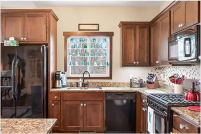 9749 Norway Street, Coon Rapids, MN 55433 - Photo 12