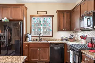 9749 Norway St, Coon Rapids, MN 55433 - Photo 12