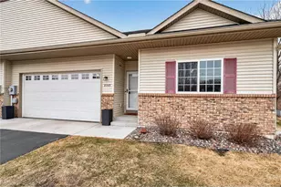 9749 Norway St, Coon Rapids, MN 55433 - Photo 2