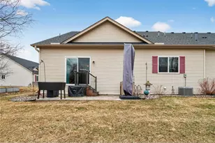 9749 Norway St, Coon Rapids, MN 55433 - Photo 28