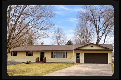 318 Grand Avenue, New Richmond, WI 54017 - Photo 2