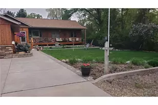 722 Pine St, Hudson, WI 54016 - Photo 4