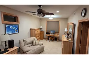 722 Pine St, Hudson, WI 54016 - Photo 20