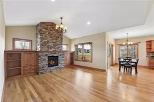 2288 Greenwood Valley Dr, River Falls, WI 54022 - Photo 8