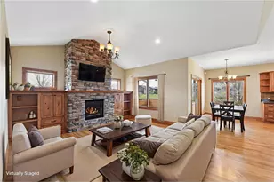 2288 Greenwood Valley Dr, River Falls, WI 54022 - Photo 8