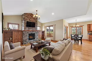 2288 Greenwood Valley Dr, River Falls, WI 54022 - Photo 8