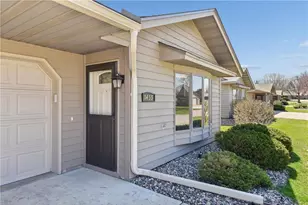 1455 Pringle Ct, Hastings, MN 55033 - Photo 2