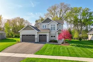 1426 Lee Cir, Hudson, WI 54016 - Photo 2