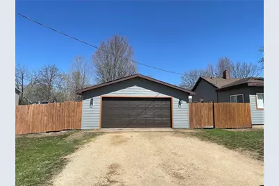 1819 9th Street, Menomonie, WI 54751 - Photo 2