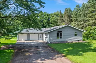 960 Sylvan St, Cumberland, WI 54829 - Photo 2