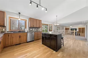 4416 Coachman Ln, Prior Lake, MN 55372 - Photo 8