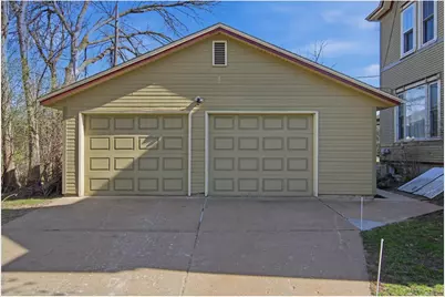 435 Jefferson Street, Eau Claire, WI 54701 - Photo 12